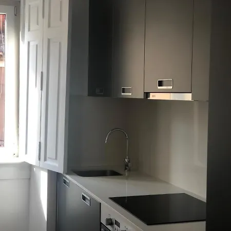 Luxury At Principe Real - Gardens_hosting Apartment Lisbon